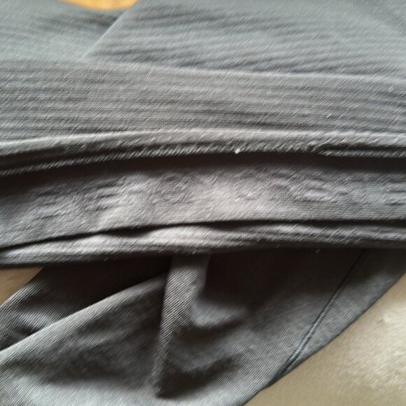 Lululemon sz 6 Swiftly Tech Long-Sleeve Shirt 2.0Hip Length running training - Picture 7 of 8